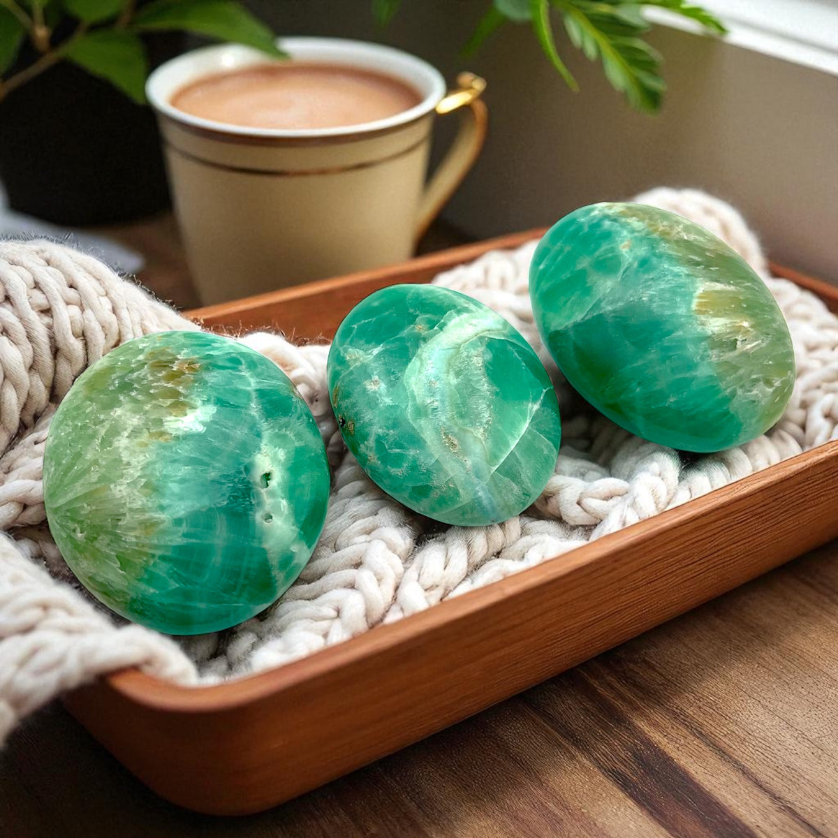 Smithsonite Palmstone